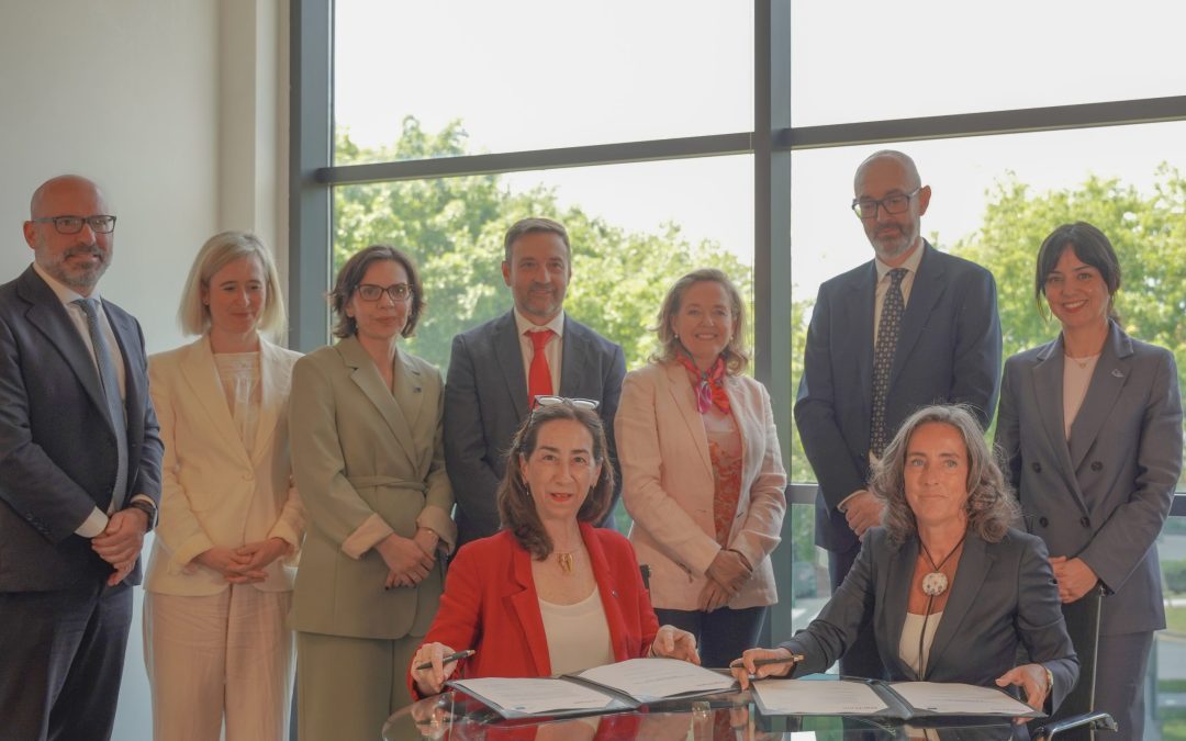 El BEI e Ingeteam firman un préstamo de 75 millones de euros para desarrollar tecnologías avanzadas de energía renovable y electrificación